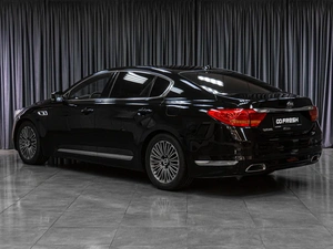 Седан Kia Quoris 2013 года, 2369000 рублей, Тюмень