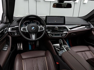Седан BMW 5 серия 2022 года, 5980000 рублей, Краснодар