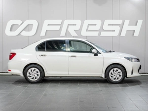 Седан Toyota Corolla Axio 2019 года, 1599000 рублей, Сургут