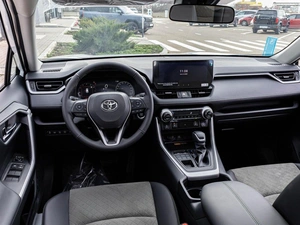 Внедорожник Toyota RAV4 2025 года, 4140000 рублей, Краснодар