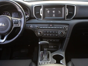 Внедорожник Kia Sportage 2018 года, 2299000 рублей, Петрозаводск