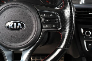 Седан Kia Optima 2017 года, 1829000 рублей, Тюмень