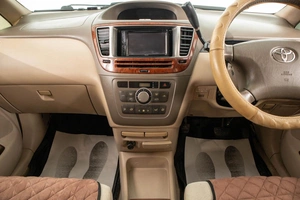 Минивэн Toyota Nadia 2001 года, 649000 рублей, Барнаул