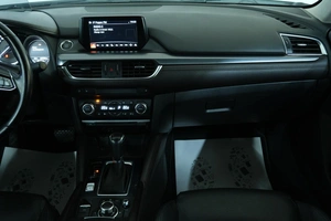 Седан Mazda 6 2016 года, 1899000 рублей, Омск