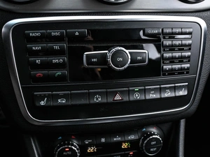 Внедорожник Mercedes-benz GLA-класс 2015 года, 1976000 рублей, Кирилловка