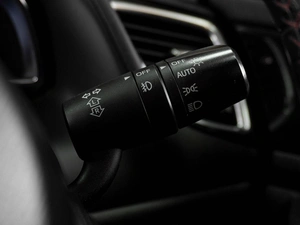 Хетчбэк Mazda Axela 2014 года, 1349000 рублей, Тюмень