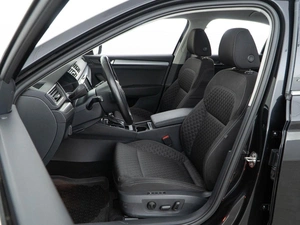 Лифтбек Skoda Superb 2017 года, 2057077 рублей, Москва