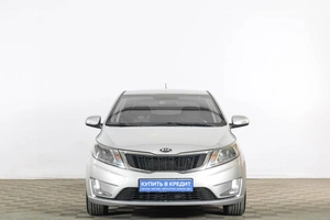 Хетчбэк Kia Rio 2013 года, 899000 рублей, Тюмень