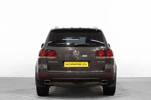 Внедорожник Volkswagen Touareg 2008 года, 1449000 рублей, Барнаул