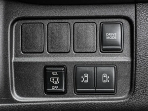 Минивэн Nissan Serena 2019 года, 2239000 рублей, Кирилловка