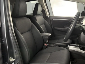 Хетчбэк Honda Fit 2018 года, 950000 рублей, Омск