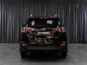 Внедорожник Toyota RAV4 2019 года, 2115000 рублей, Тюмень