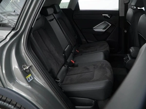 Внедорожник Audi Q3 2019 года, 2949050 рублей, Москва