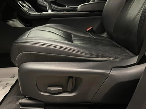 Внедорожник Land Rover Range Rover Evoque 2019 года, 3300000 рублей, Красноярск