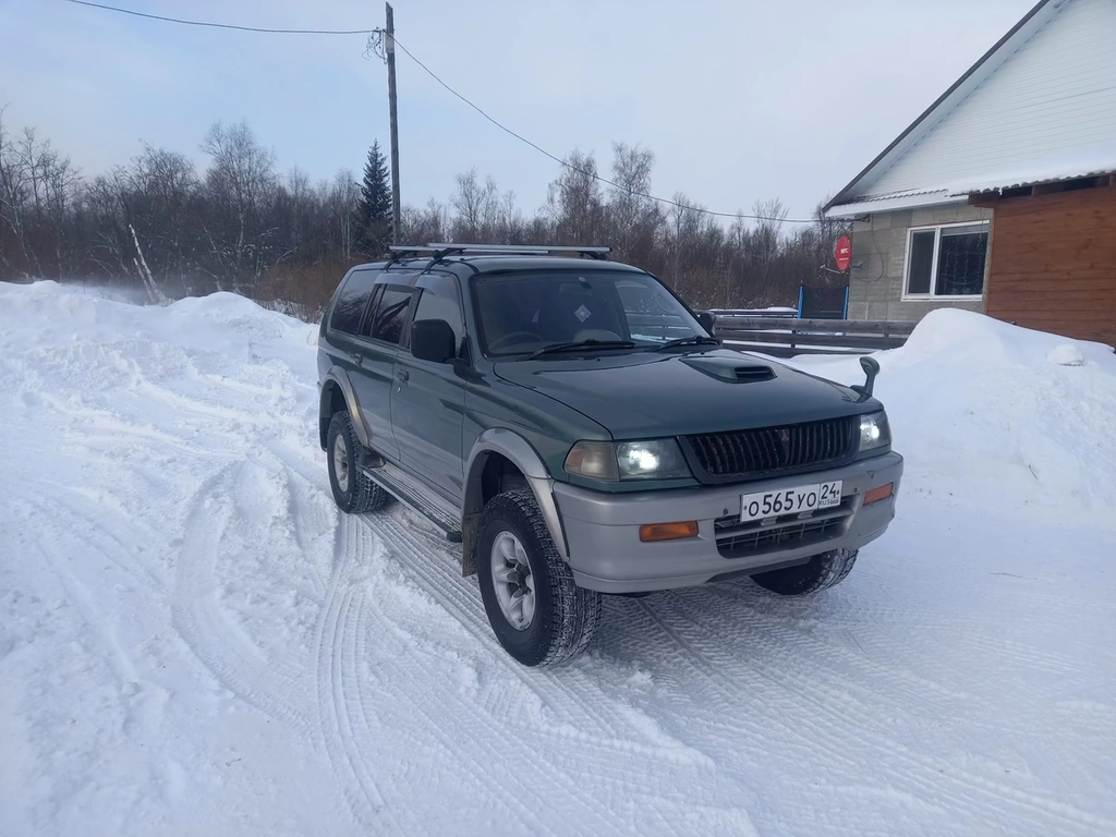 Внедорожник Mitsubishi Challenger 1996 года, 650000 рублей, Енисейск