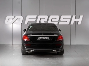 Седан Mercedes-benz E-класс 2018 года, 4134000 рублей, Красный Пахарь