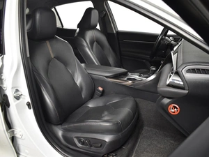 Седан Toyota Camry 2019 года, 2763100 рублей, Казань