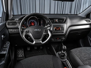 Седан Kia Rio 2015 года, 949000 рублей, Тюмень