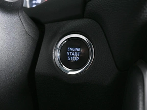 Внедорожник Toyota RAV4 2019 года, 3069000 рублей, Ростов-на-Дону