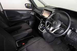 Минивэн Nissan Serena 2018 года, 2399000 рублей, Пермь