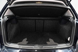 Хетчбэк Volkswagen Golf 2012 года, 899000 рублей, Петрозаводск
