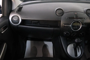 Хетчбэк Mazda Demio 2007 года, 599000 рублей, Омск