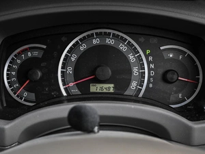 Минивэн Toyota Isis 2010 года, 1399000 рублей, Кирилловка