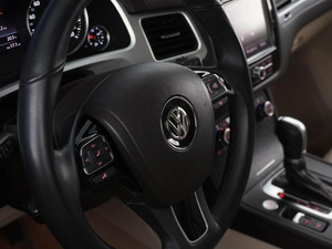 Внедорожник Volkswagen Touareg 2014 года, 3649077 рублей, Москва