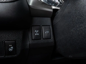 Внедорожник Toyota RAV4 2017 года, 2490000 рублей, Волгоград