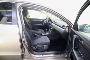Седан Volkswagen Passat 2013 года, 1485000 рублей, Смоленск