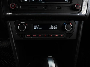 Седан Volkswagen Polo 2018 года, 1380000 рублей, Ставрополь