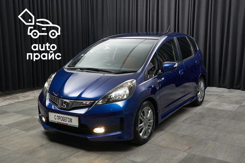Хетчбэк Honda Fit 2010 года, 937000 рублей, Красноярск