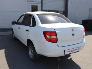Седан ВАЗ (LADA) Granta 2013 года, 410000 рублей, Железногорск