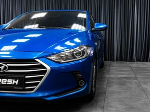 Седан Hyundai Elantra 2017 года, 1379000 рублей, Тюмень