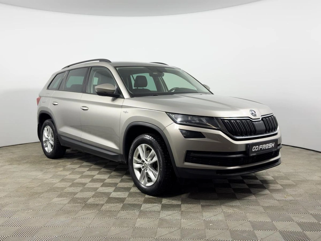 Внедорожник Skoda Kodiaq 2018 года, 1985900 рублей, Казань