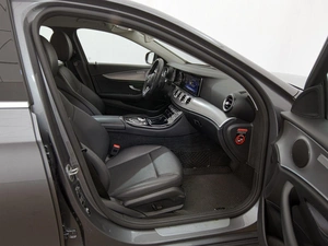 Седан Mercedes-benz E-класс 2019 года, 2999000 рублей, Орёл