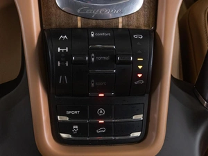 Внедорожник Porsche Cayenne Turbo 2011 года, 2399000 рублей, Краснодар