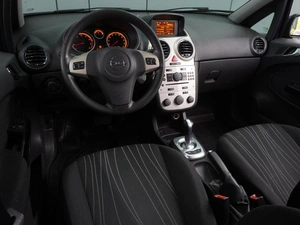 Хетчбэк Opel Corsa 2008 года, 499000 рублей, Воронеж