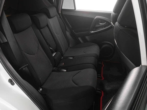 Внедорожник Toyota RAV4 2011 года, 1249000 рублей, Тюмень
