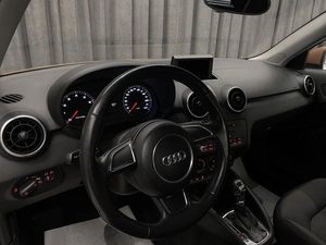 Хетчбэк Audi A1 2013 года, 1099000 рублей, Красноярск