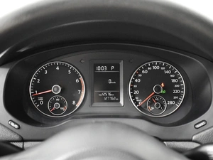 Седан Volkswagen Jetta 2013 года, 955200 рублей, Казань