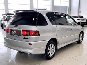 Минивэн Toyota Ipsum 2000 года, 597000 рублей, Солонцы