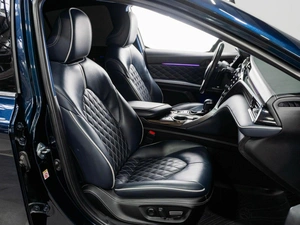 Седан Toyota Camry 2018 года, 2999000 рублей, Тюмень