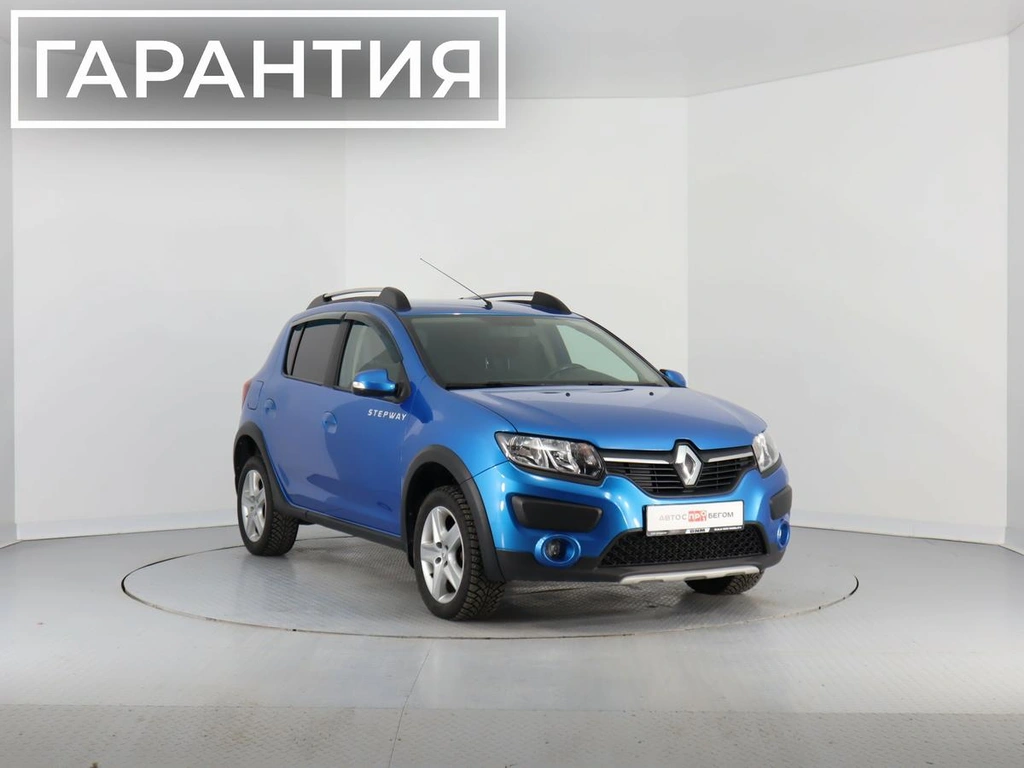 Хэтчбек Renault Sandero 2017 года, 1130000 рублей, Брянск