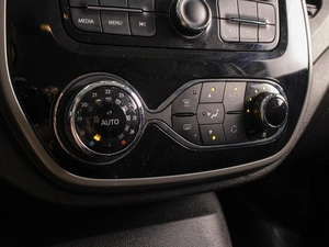 Внедорожник Renault Kaptur 2019 года, 1480000 рублей, Омск