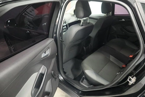 Хэтчбек Ford Focus 2011 года, 800000 рублей, Курск