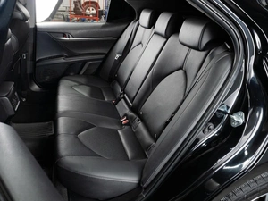 Седан Toyota Camry 2021 года, 2999000 рублей, Тюмень