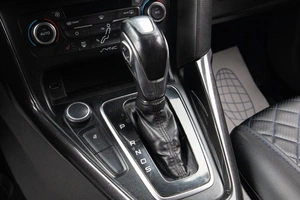 Хетчбэк Ford Focus 2015 года, 1139000 рублей, Оренбург