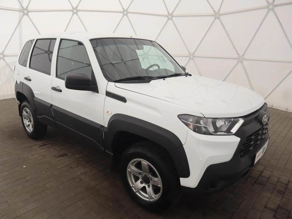 Внедорожник ВАЗ (LADA) Niva 2022 года, 940000 рублей, Орёл