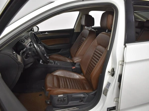 Седан Volkswagen Passat 2017 года, 2299900 рублей, Казань